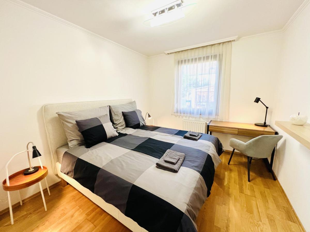 Villa Szofia Veszprem Apartments Eksteriør billede